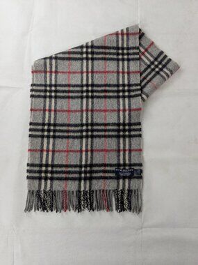 Designer Burberry Gray 100% Cashmere Check Scarf Unisex